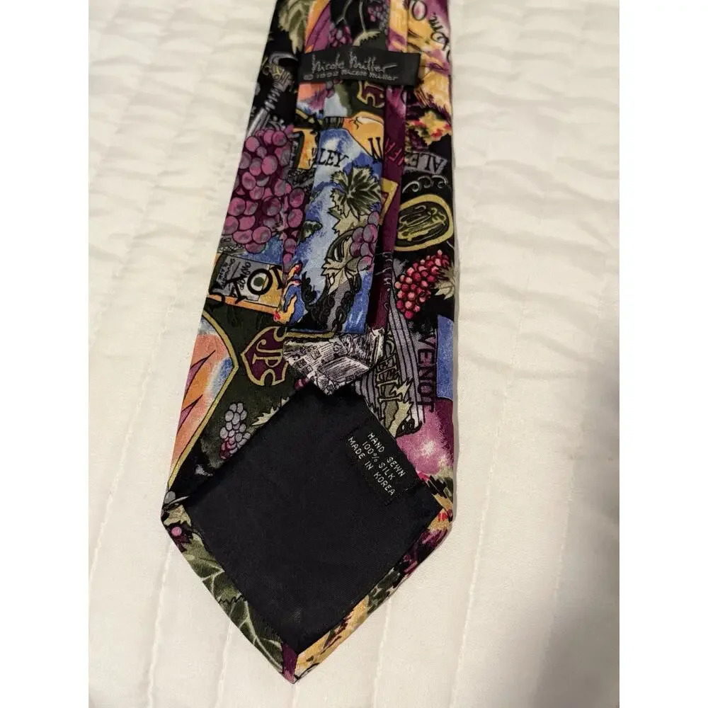 Vintage 1992 Nicole Miller Wine Vineyard Grapes 100% Silk Novelty Tie Korea